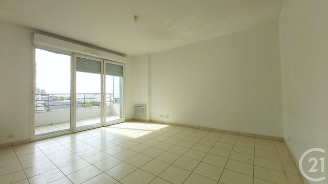 Appartement F2 à louer - 2 pièces - 47.0 m2 - ROSNY SOUS BOIS - 93 - ILE-DE-FRANCE - Century 21 S.E.I.C.A.